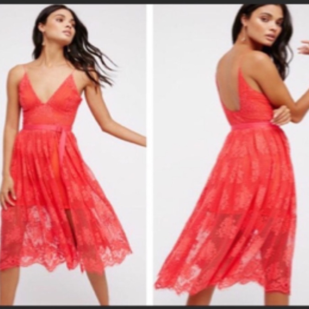 Free people lace dress, great preowned condition.